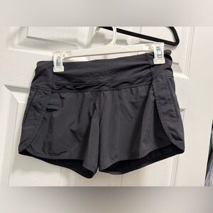 Lululemon Size 4 Women's Black Athletic Shorts